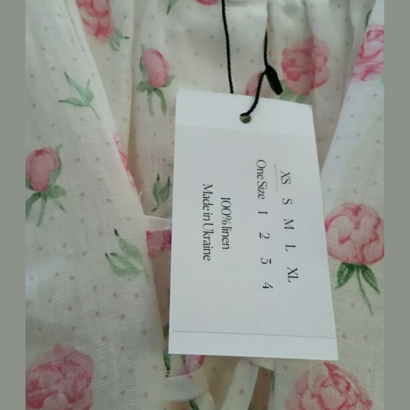 SLEEPER MARQUISE LINEN LACE UP DRESS IN ROSES XS - Picture 5 of 7